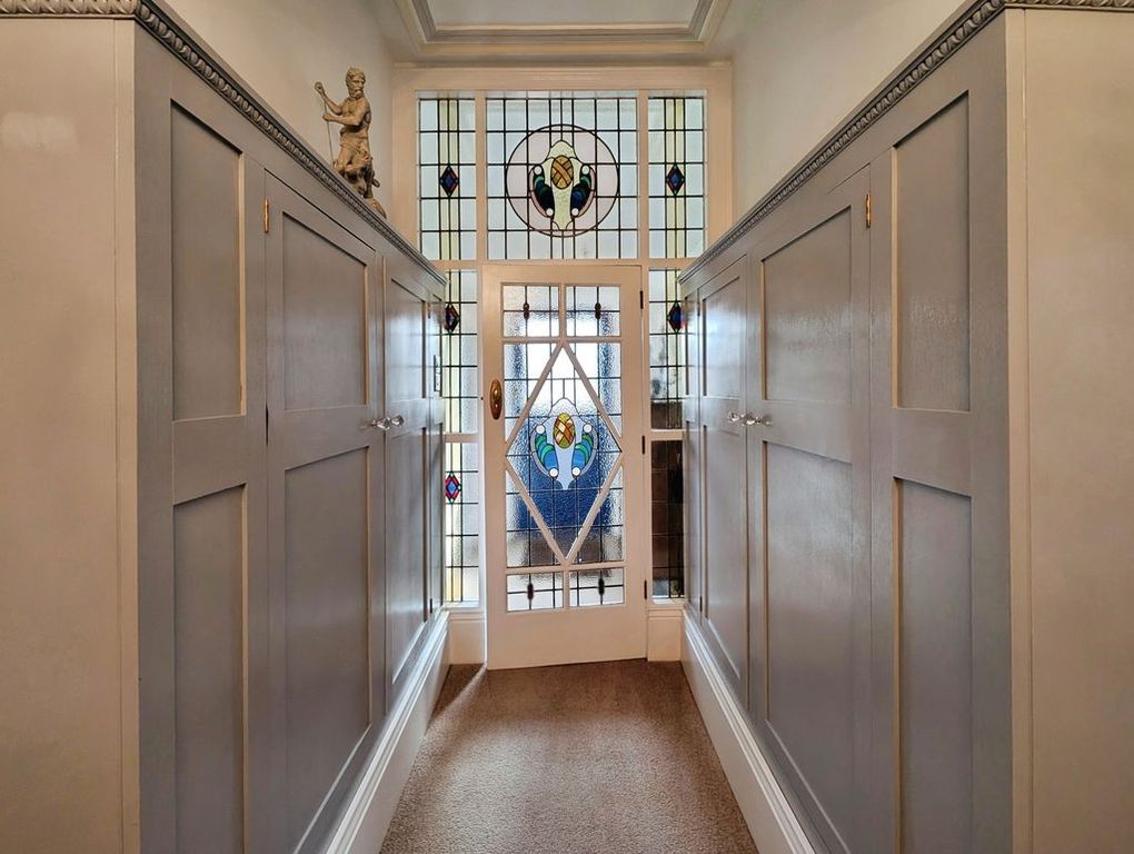 Property photo 3 of 22 Photo 17