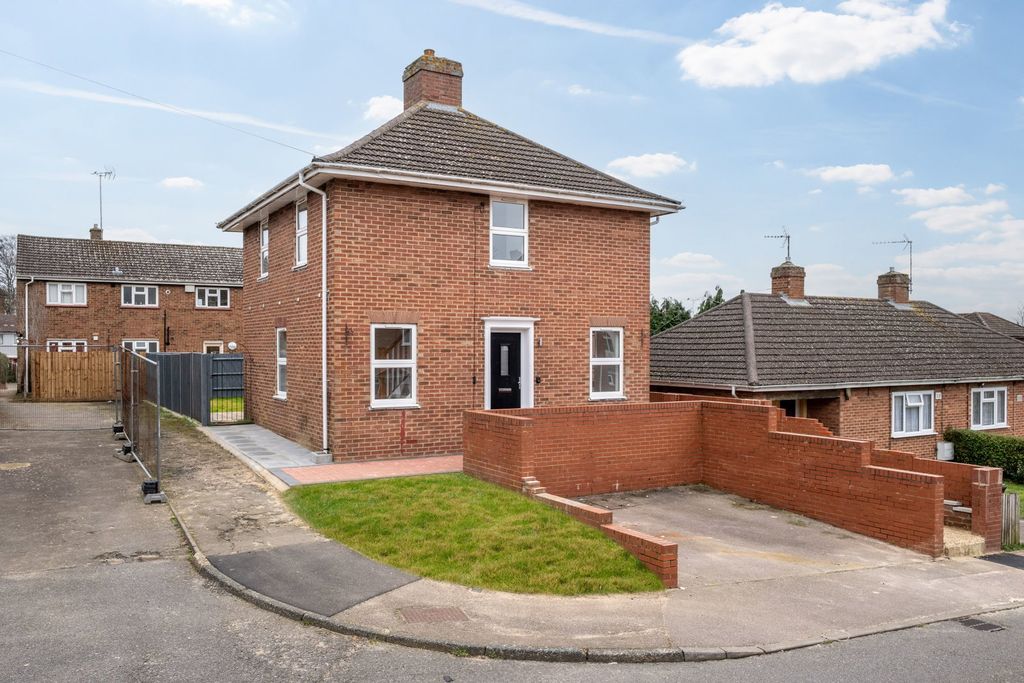 Property photo 1 of 21