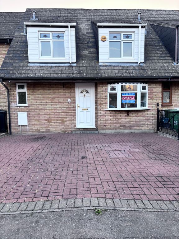 Property photo 1 of 32