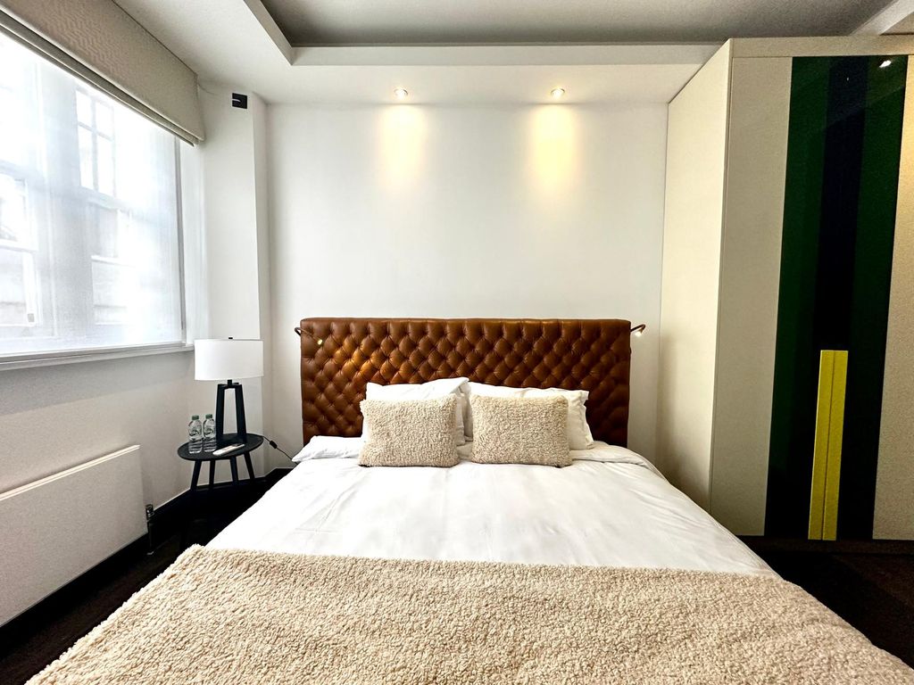 Additional image 19 of 4 bed flat to rentPark Lane, London W1K