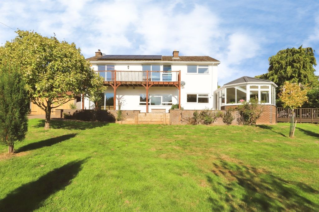 Property photo 3 of 36