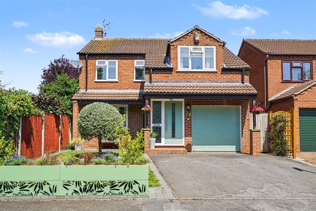 Property photo 1 of 29