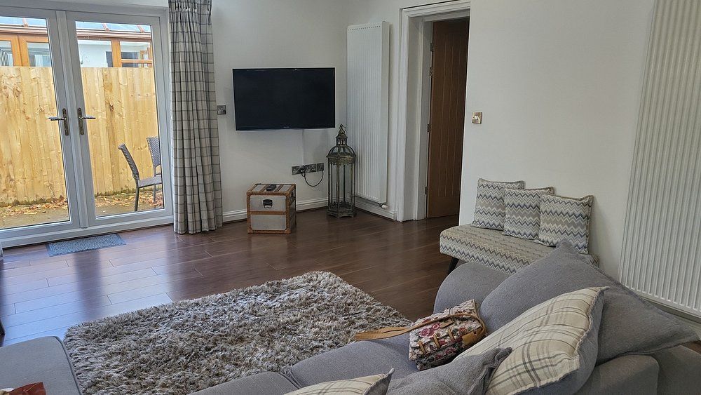 Property photo 2 of 8