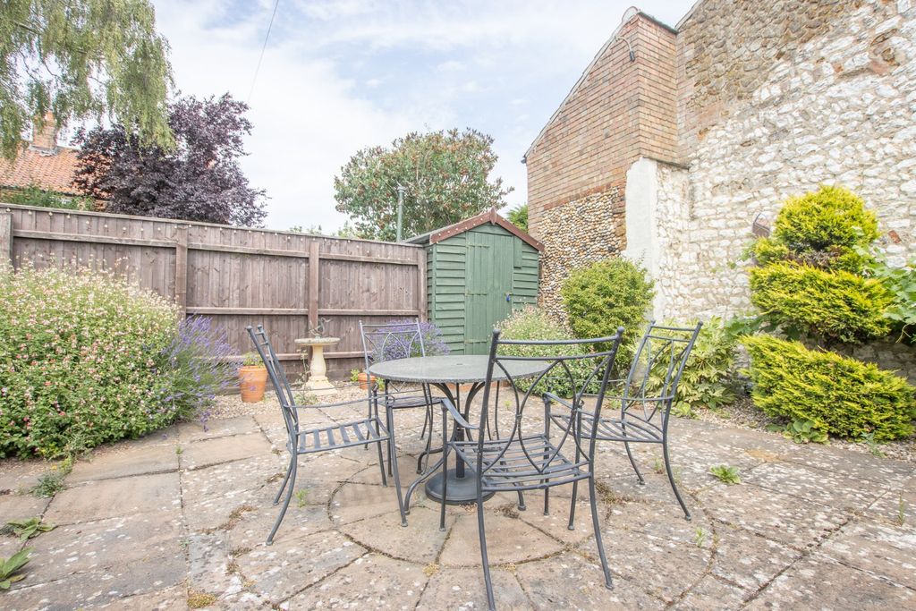 Property photo 3 of 16 5254327