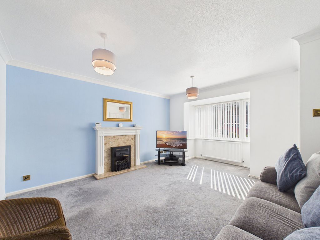 Property photo 3 of 23