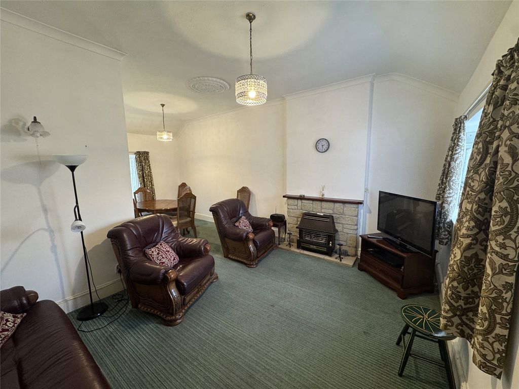 Property photo 3 of 14 Picture No. 61