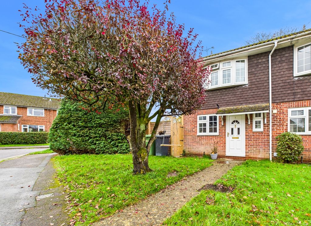 Property photo 1 of 11 Front Of House