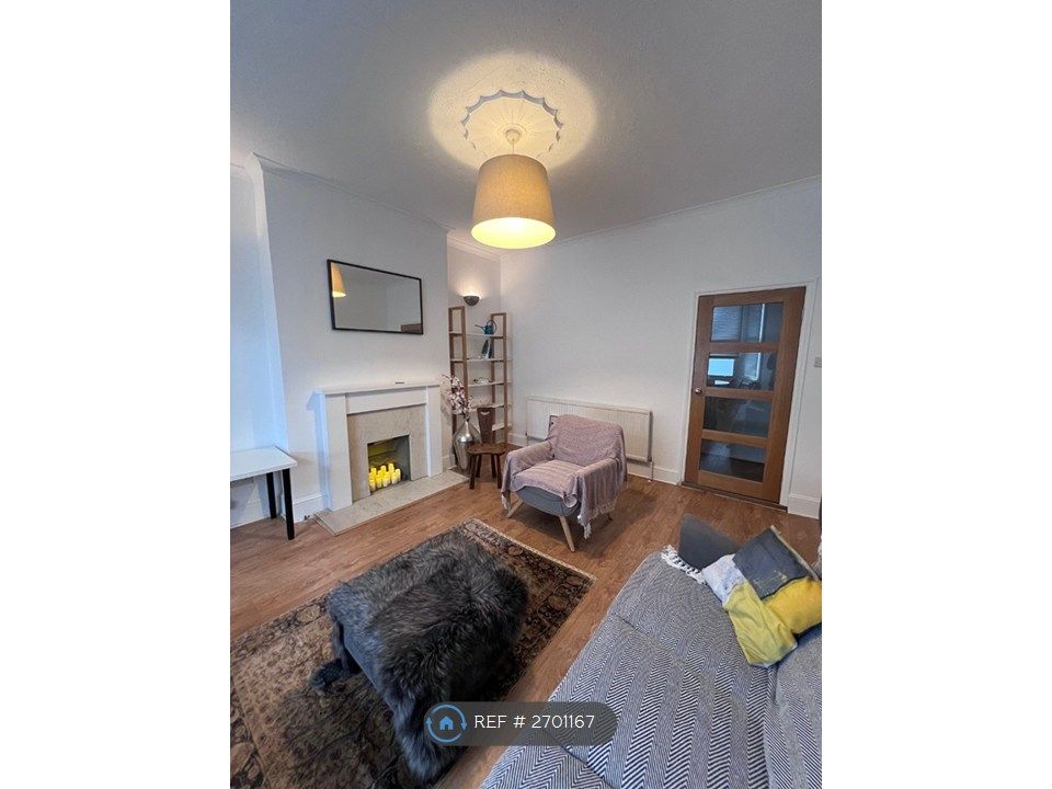 Property photo 2 of 12 Living Room