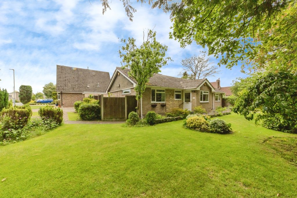 Property photo 2 of 16 Photo