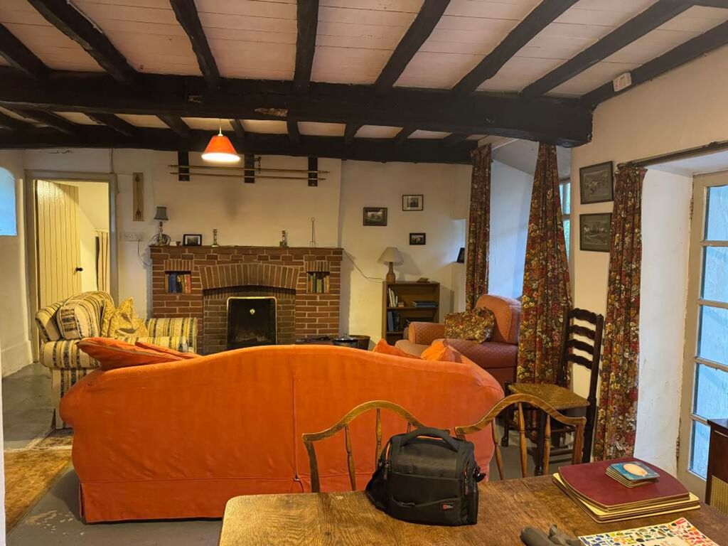 Property photo 2 of 19