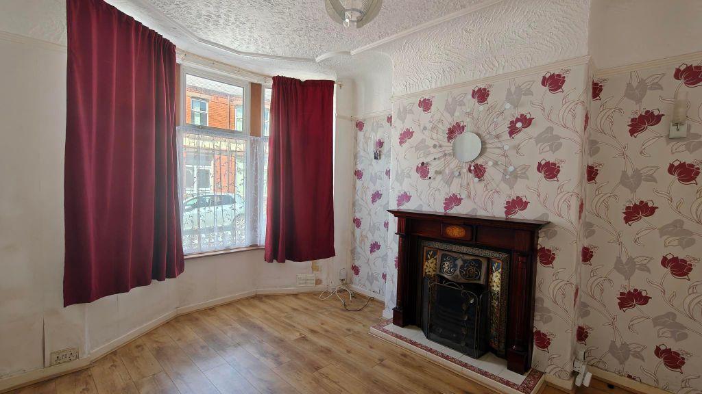 Property photo 2 of 17
