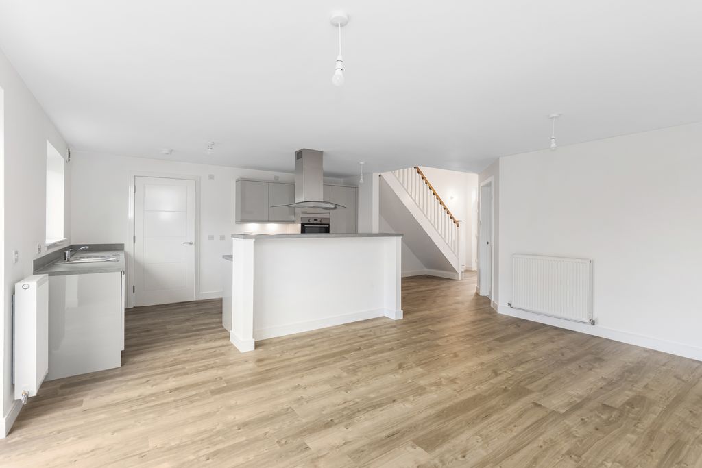 Property photo 3 of 27 Property Image 6