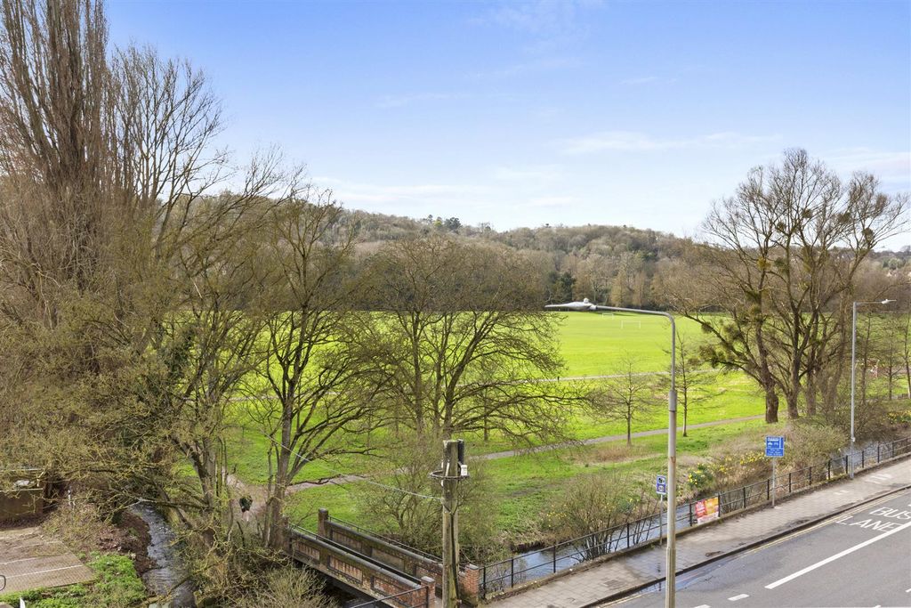 Property photo 3 of 10 View