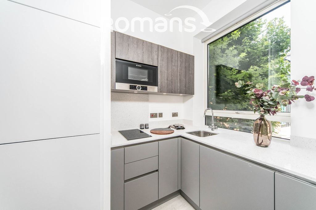 Property photo 2 of 11 E3341Ec2-3614-Ed11-B