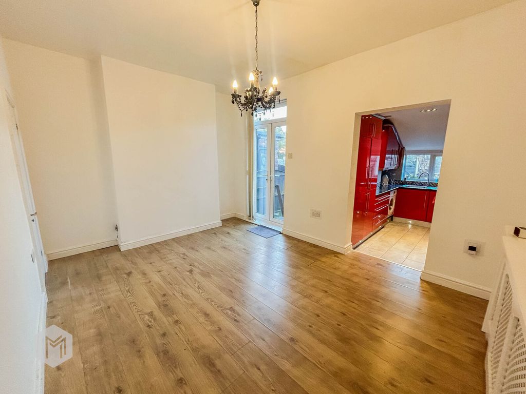 Property photo 3 of 14 Picture No. 11