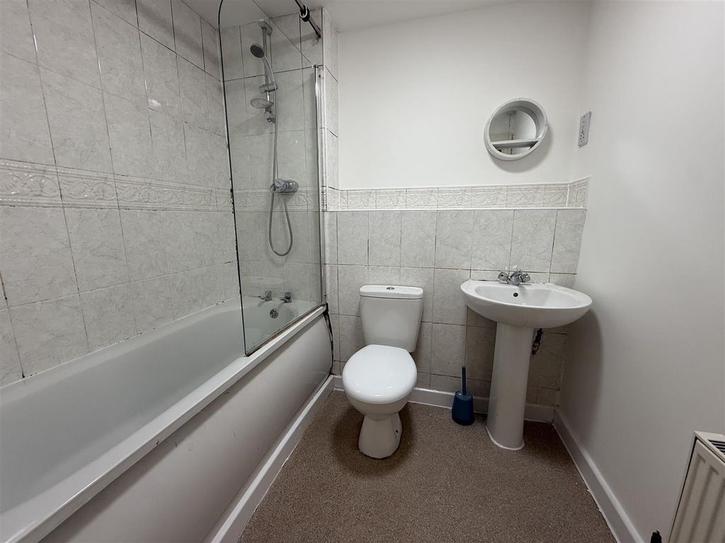 Additional image 10 of 2 bed flat for saleClos Dewi Sant, Canton, Cardiff CF11