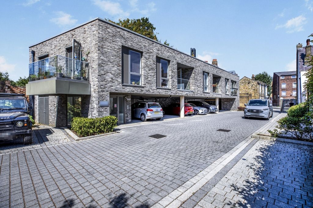Property photo 1 of 30 0T7A1829-Hdr