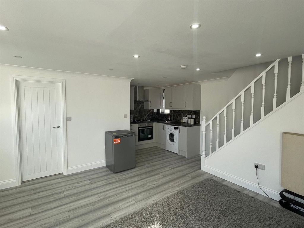 Property photo 1 of 4 7121B8d1-6E64-4Fe8-8B5E-A63d1246De13.Jpeg