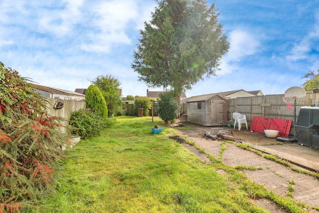 Property photo 3 of 13