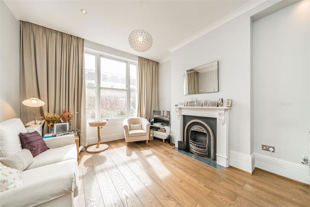 Property photo 2 of 8