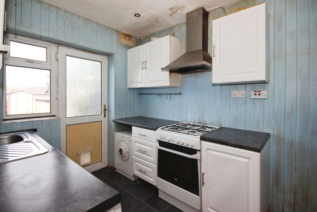 Property photo 3 of 8
