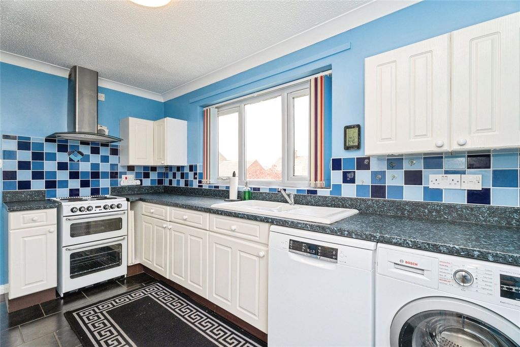 Property photo 3 of 15 Picture No. 25