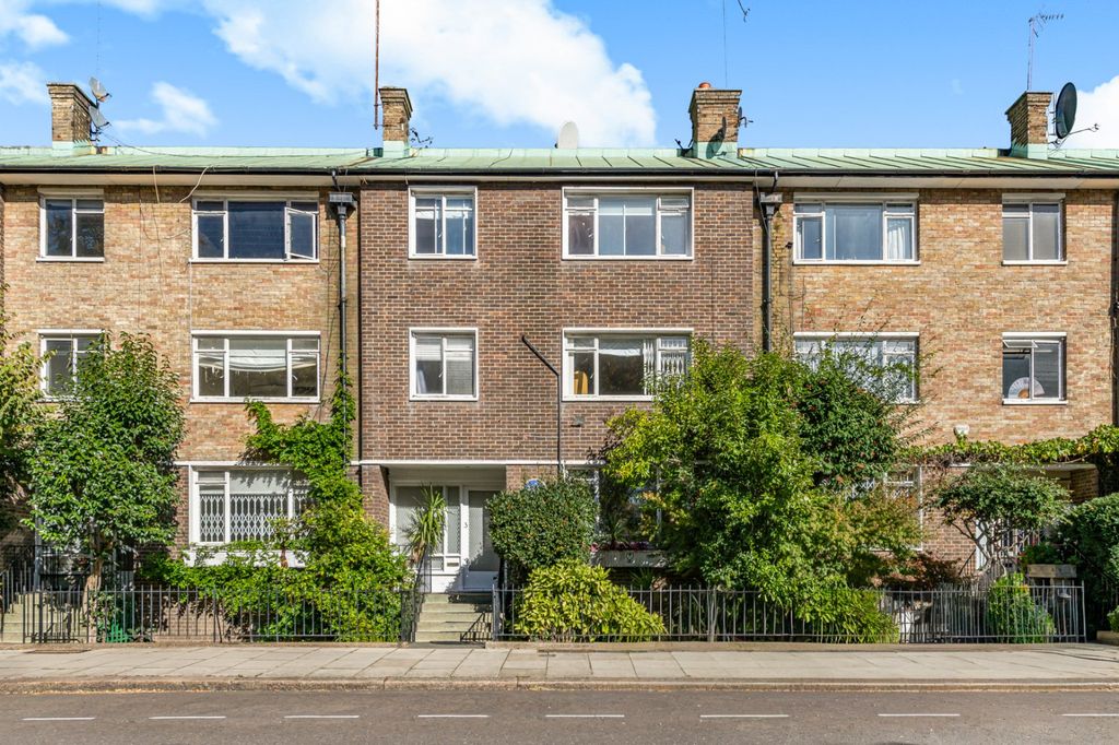 Property photo 3 of 23