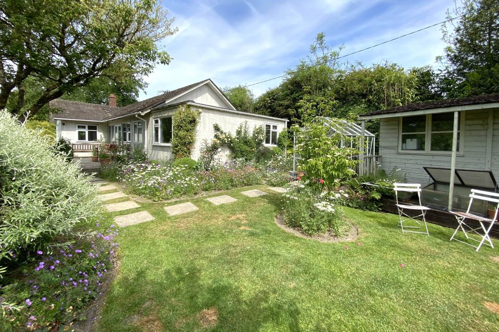 Property photo 2 of 22
