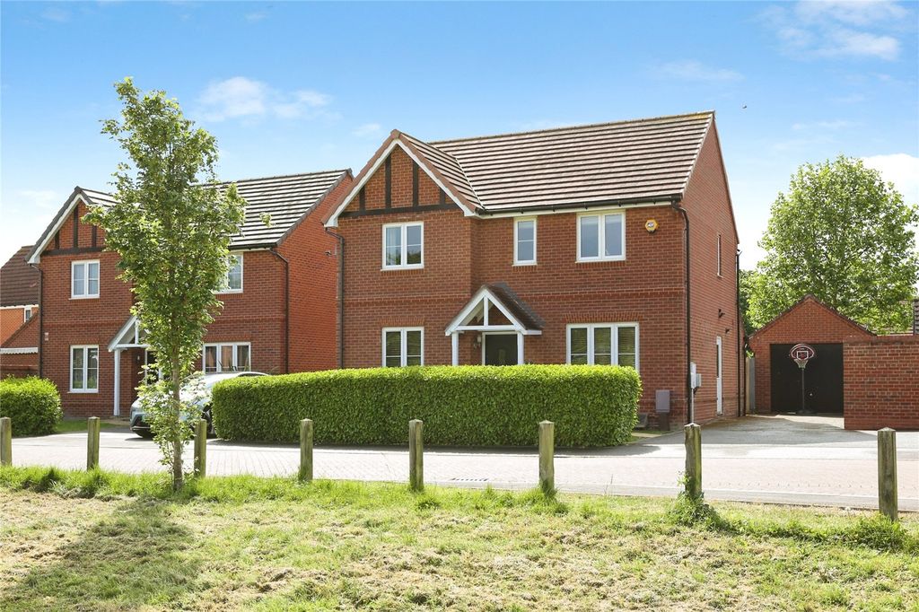 Property photo 3 of 37 Picture No. 98