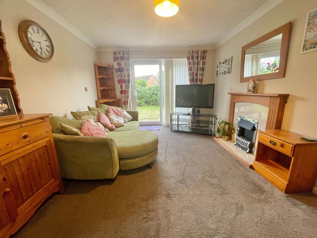 Property photo 2 of 15