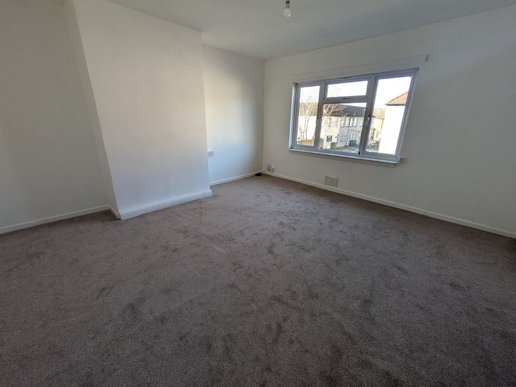 Property photo 3 of 7 Picture No. 02