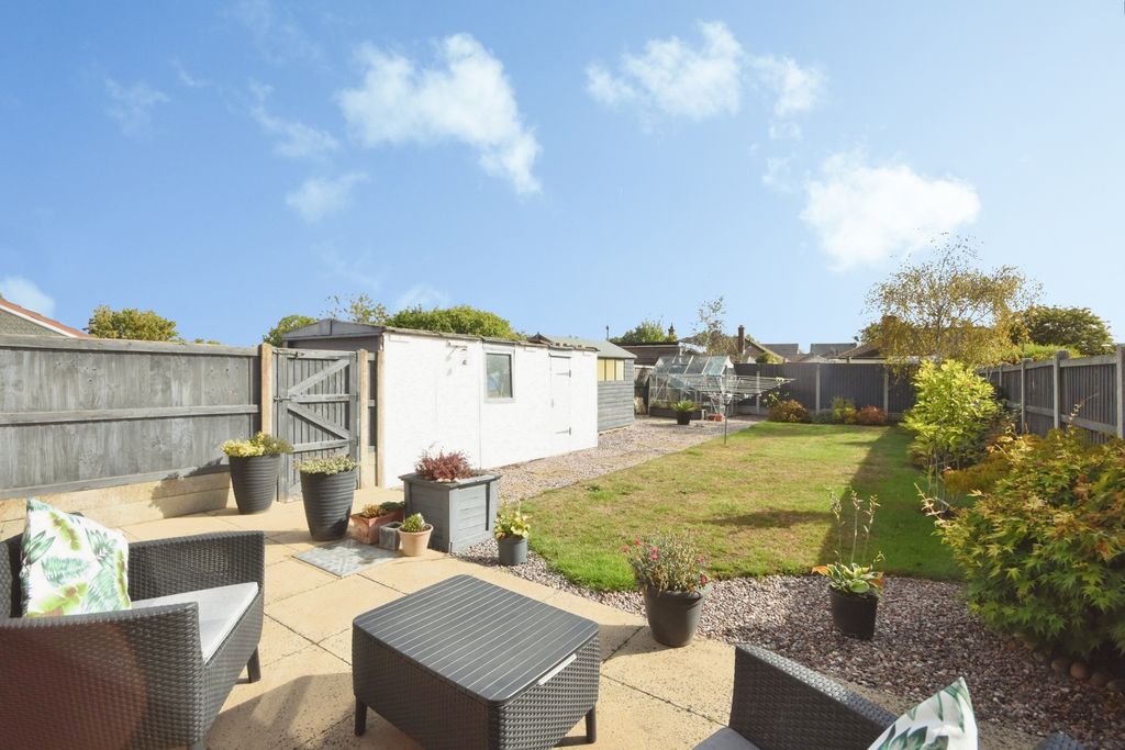 Property photo 3 of 12 Pbox-Img.Jpg