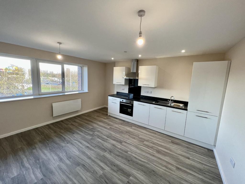 Property photo 3 of 6 R-1Onphxx0Wu3Htfipf6Cg.Jpg