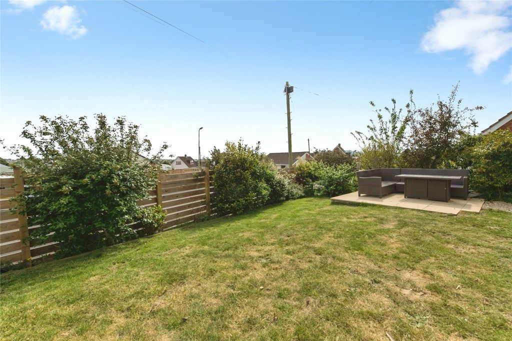 Property photo 1 of 17 Picture No. 16