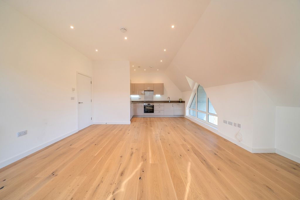 Property photo 3 of 14 1431426-3-69B9654...