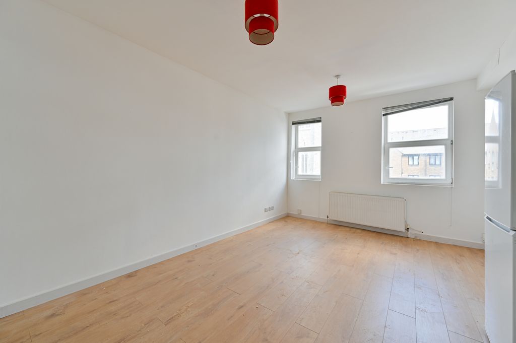 Property photo 2 of 4