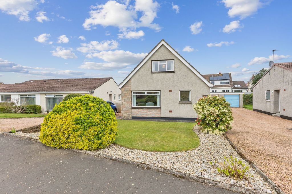 Property photo 1 of 21