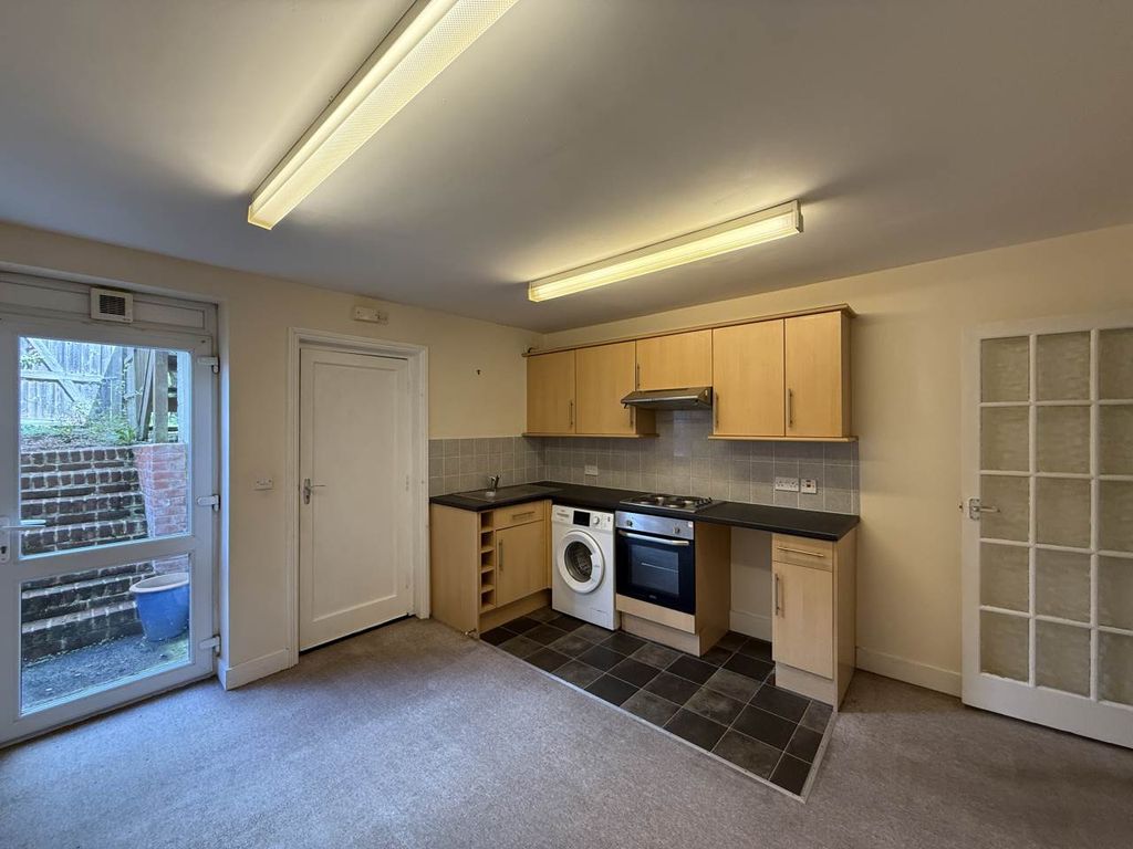 Property photo 2 of 7 Img_3620