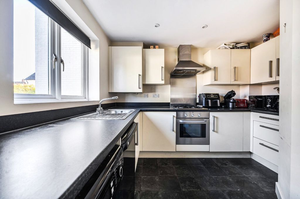 Property photo 3 of 11 Picture No. 09