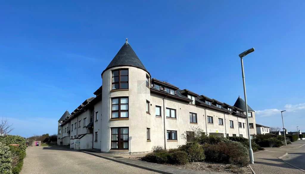 Property photo 1 of 15 Culbin Sands Complex