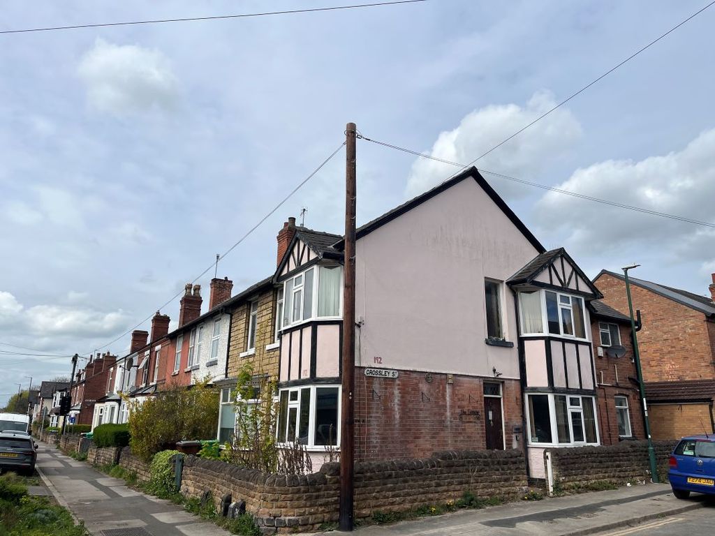 Property photo 2 of 11