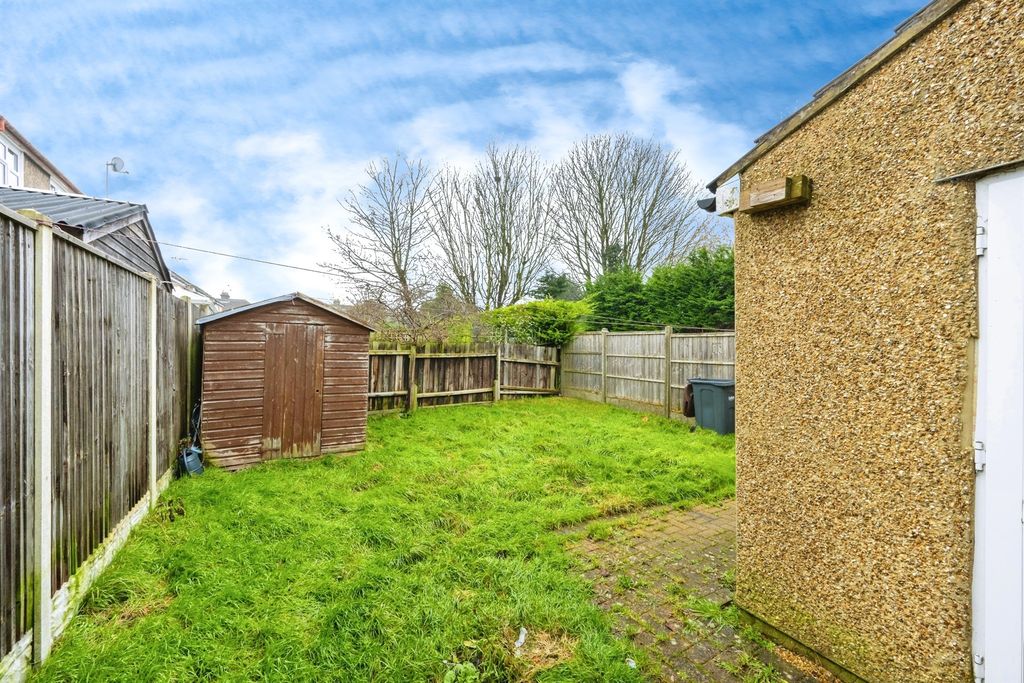 Property photo 3 of 14
