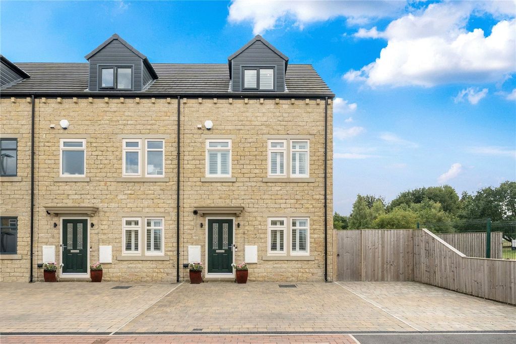 Property photo 1 of 34 Picture No. 91