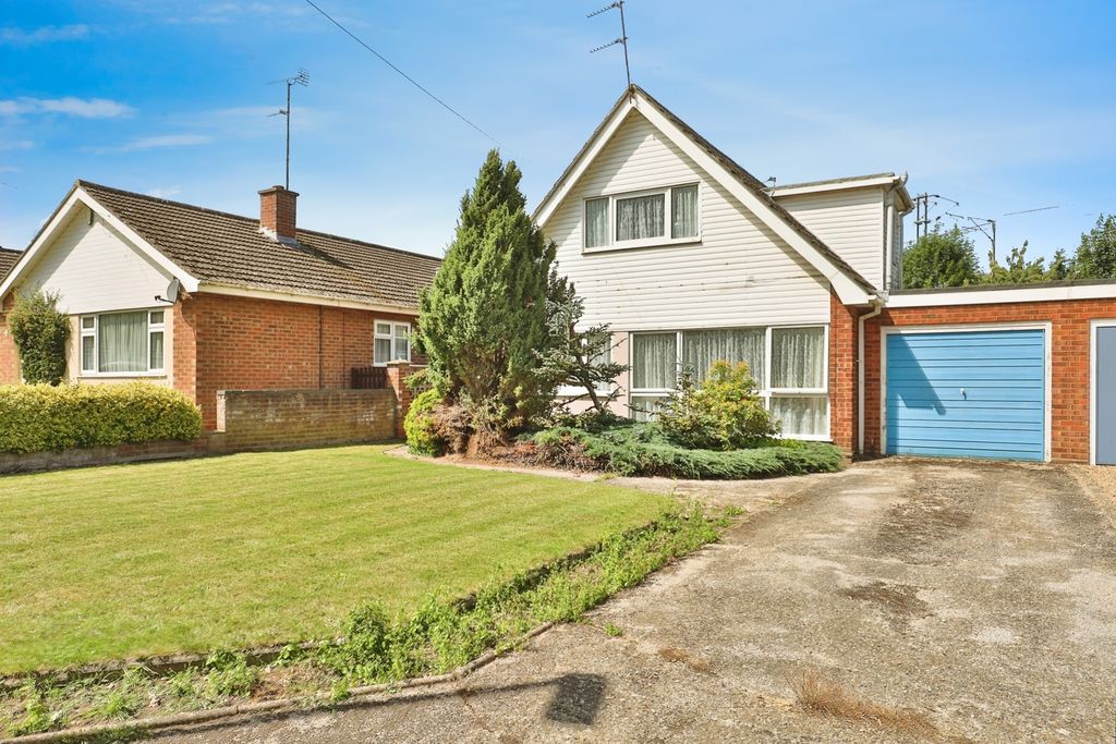 Property photo 1 of 11 Photo
