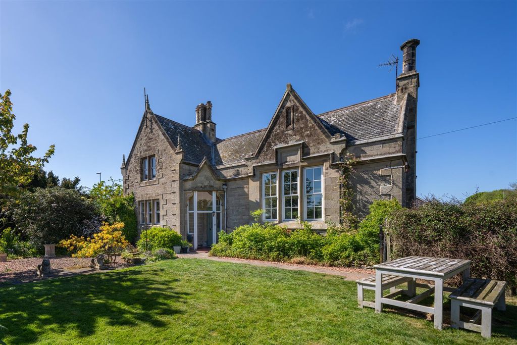 Property photo 1 of 23 Elm_Bank_Chirnside-03.Jpg