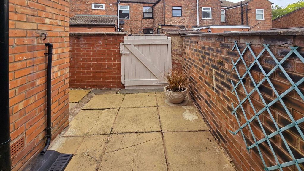 Property photo 3 of 22