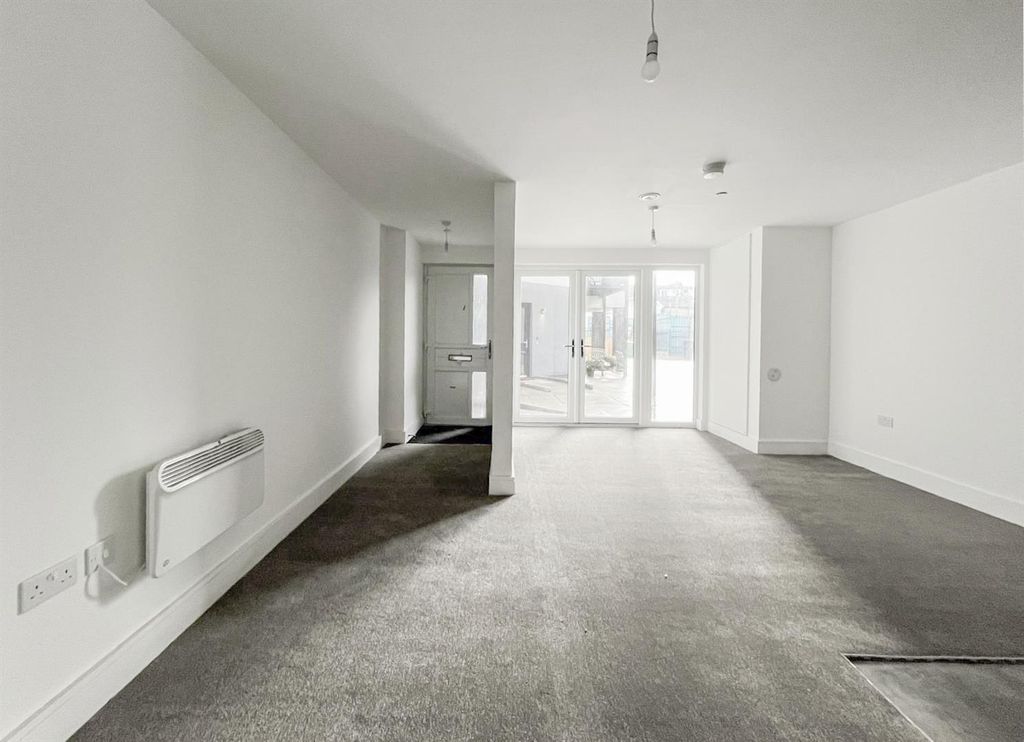 Property photo 2 of 10 3-ba26224c-4Bca-4A81-Ae33-46Fc4109c30A.Jpg