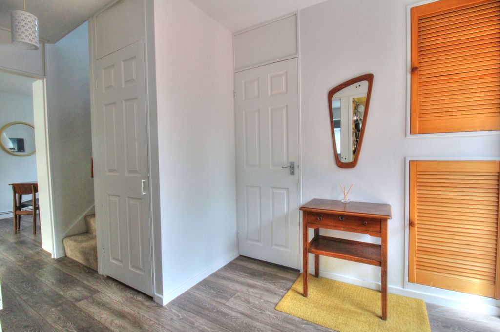 Property photo 2 of 18 Img_3858_59_60