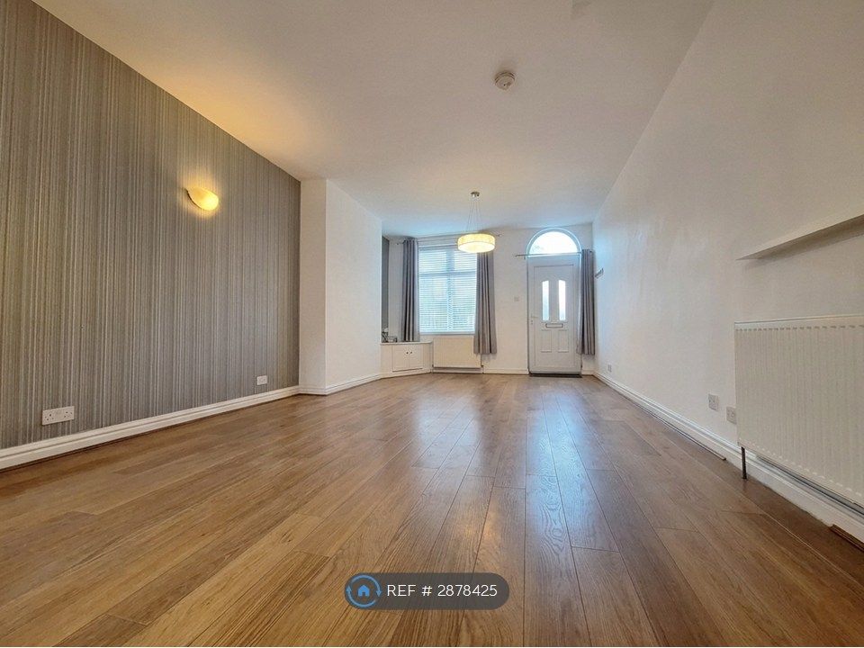 Property photo 2 of 9 Reception 1