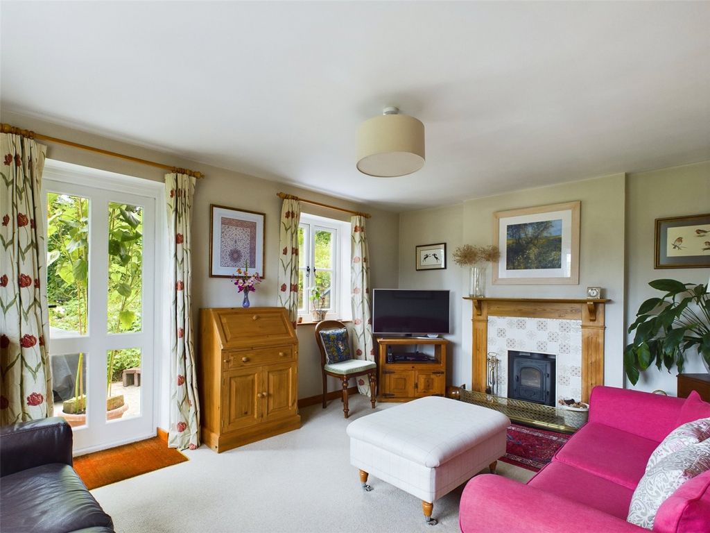 Property photo 2 of 17 Picture No. 06